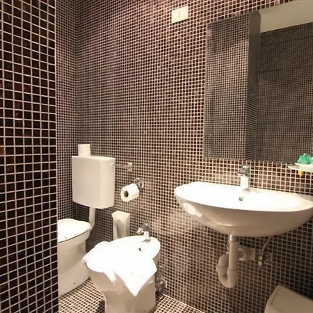 Adele ホテル チェッレ・リーグレ