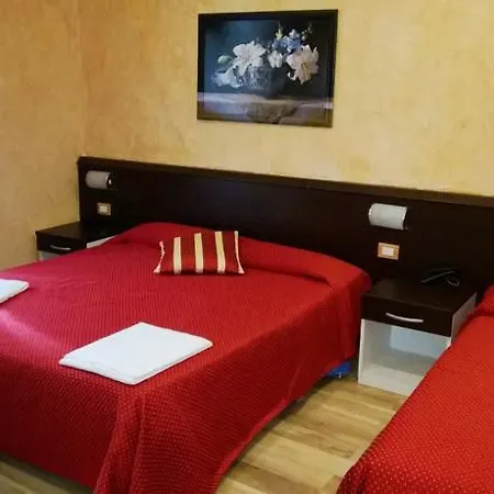 Adele Hotel 3*