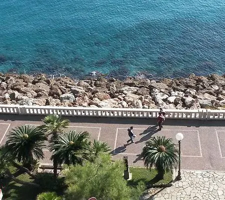 Hotel Adele 3*